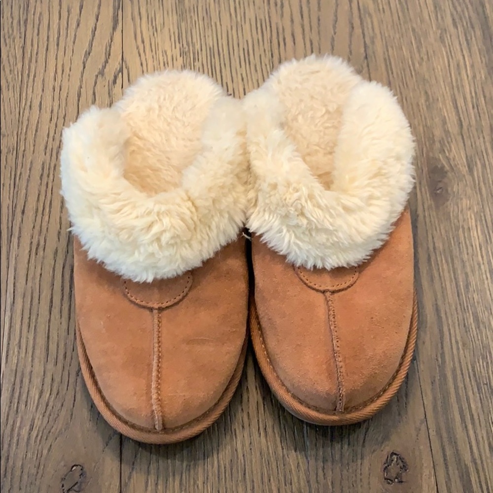 Faux Fur Slides